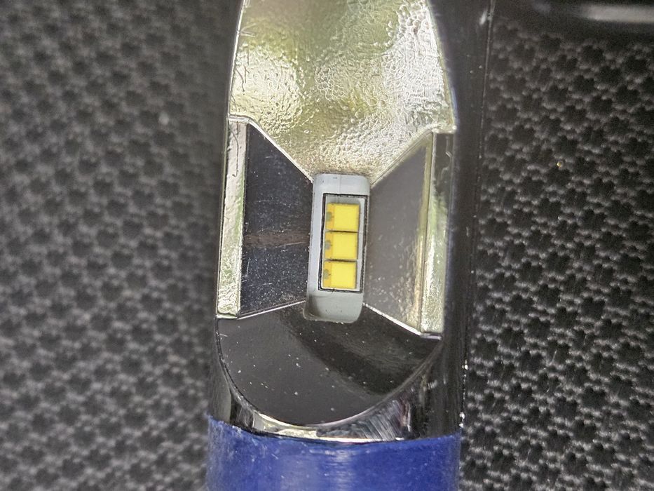 Becuri LED H7 becuri