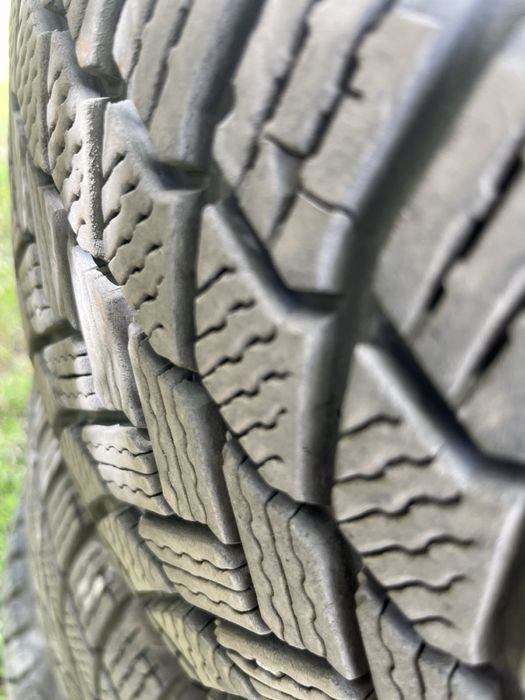 Зимни гуми 235/65/18 MICHELIN