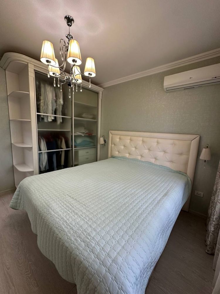 Продам квартиру 77 серия Генерал Петрова