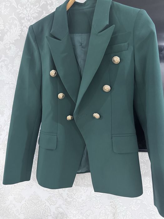 Пиджак женский.