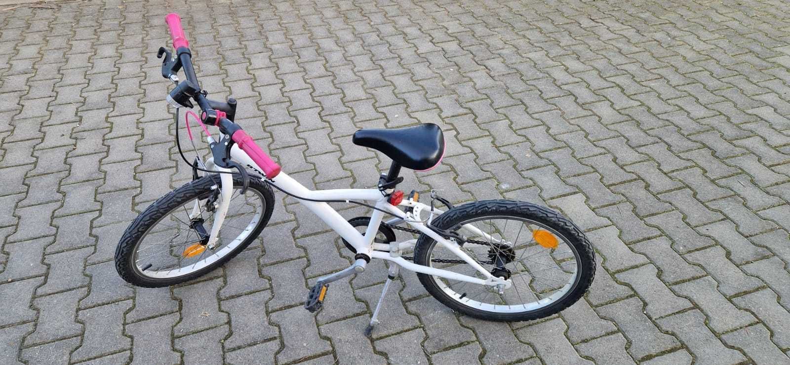Bicicleta cu roti de 20" - fete