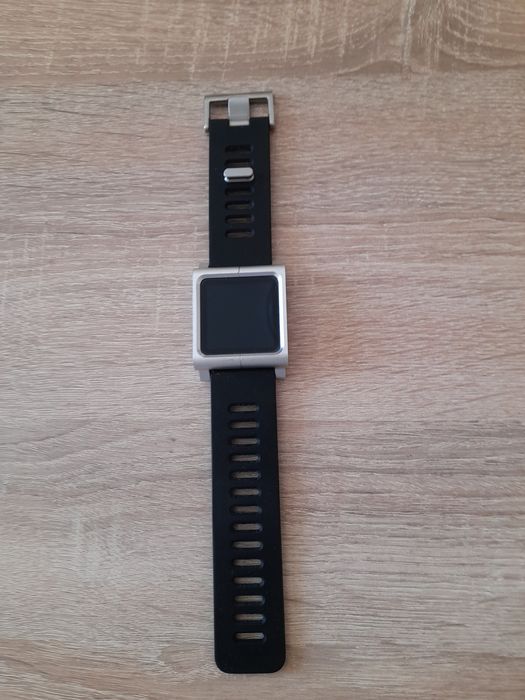 Смарт часовник  шесто  поколение