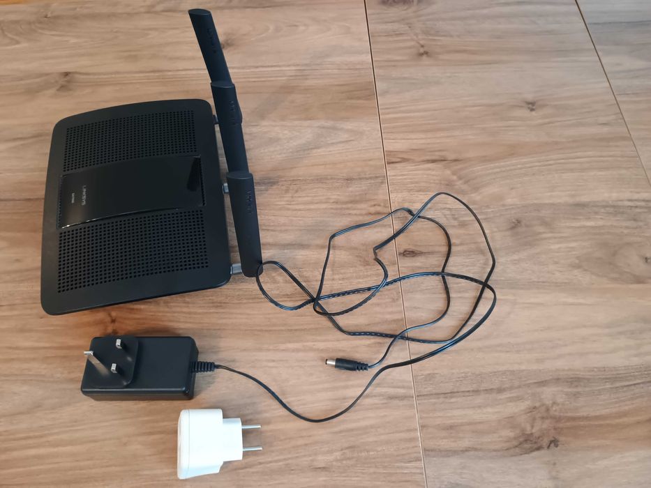 Безжичен рутер Linksys EA7500