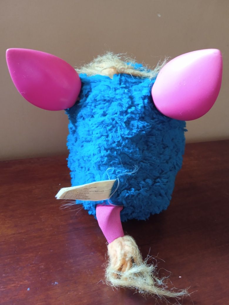 Furby Фёрби интерактивная игрушка, оригинал Hasbro,работает