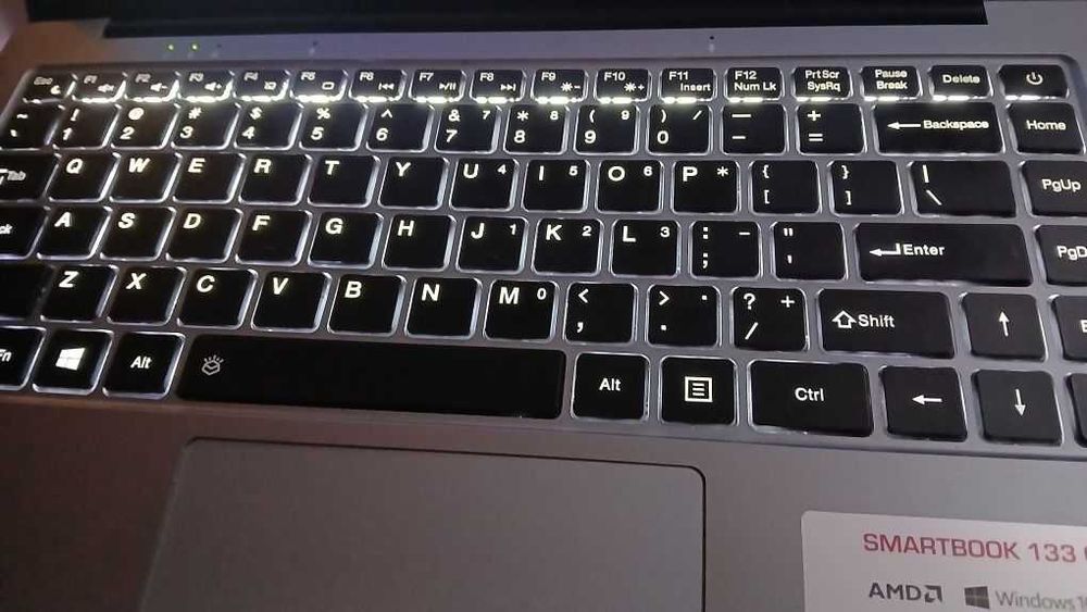 Laptop/smartbook Prestigio 133 c4