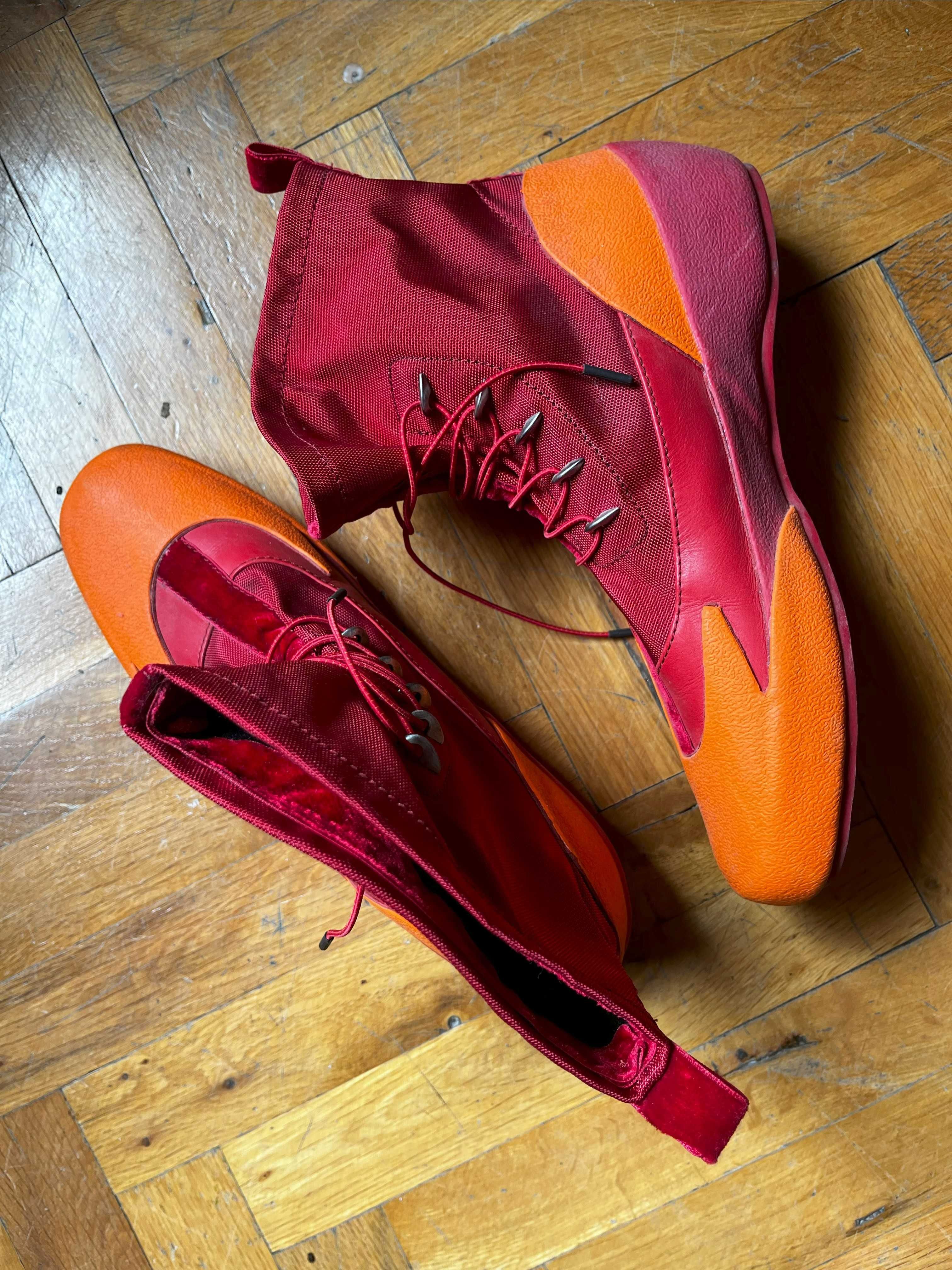 Camper X Kiko Kostadinov - 40 номер