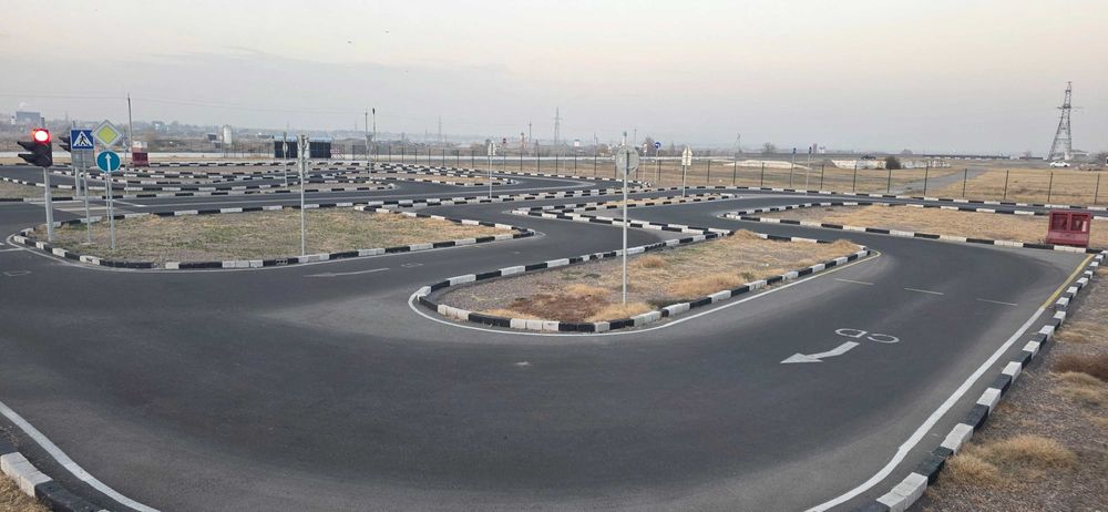 Инструктор по вождению