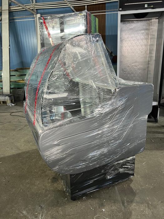 Vitrină frigorifica  Pentru Mezeluri/Carne, Profesionala