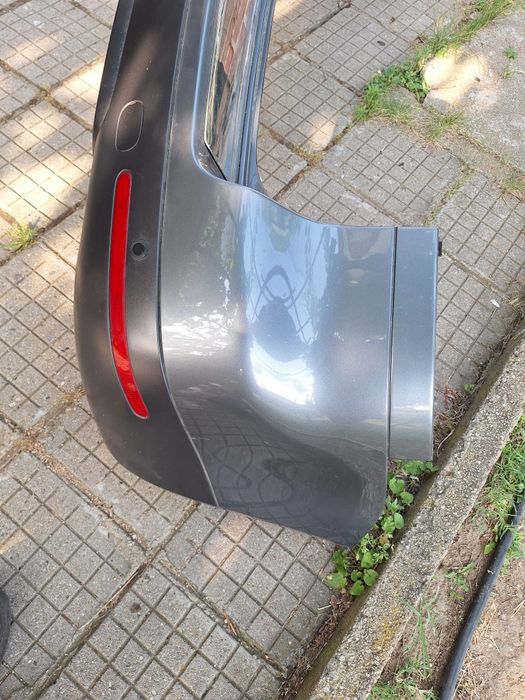 Задна броня за VW Touareg 5.0tdi V10 7L перфектна  към боя и здравина