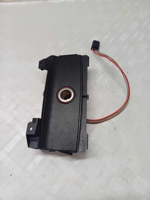 priza bricheta auxiliara audi a6 c7 - motorina 2012