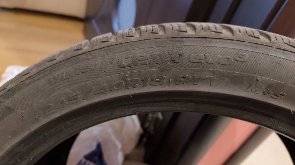 Гума 245/40/18 97V Hankook