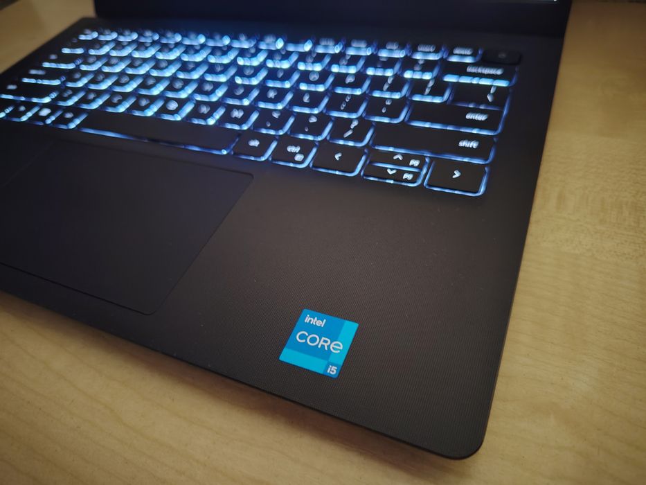 12 потоков DELL Vostro 3420 14" IPS FHD/CORE™ i5-1235U/8GB/256GB NVMe!