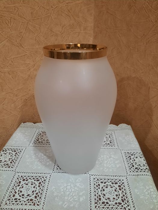 Большая эксклюзивная ваза "BOHEMIA" Чехословакия,  хрустальное матовое