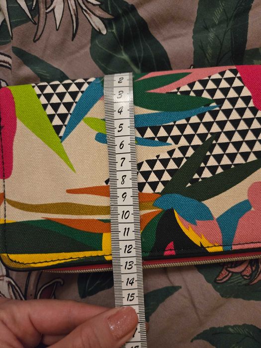 Ново Estee Lauder портмоне