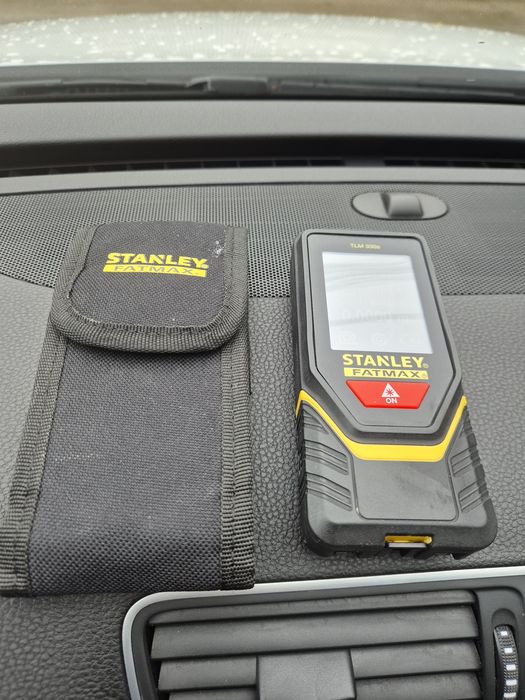 Vand telemetru stanley fatmax tlm330s ,nou