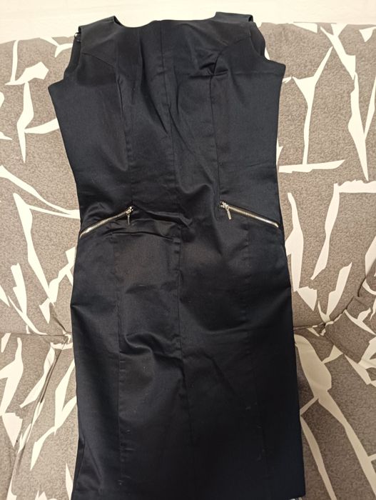 Тъмно синя рокля, може да се носи и като сукман