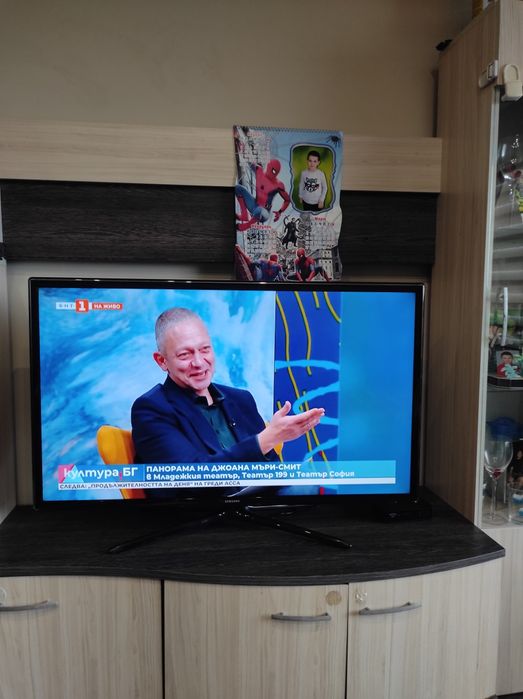 LED Телевизор SAMSUNG 40 инча