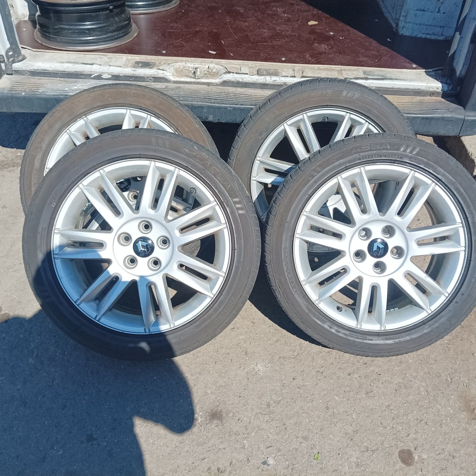 Джанти 17 5х108 с гуми 215/55/17 за Renault Espace