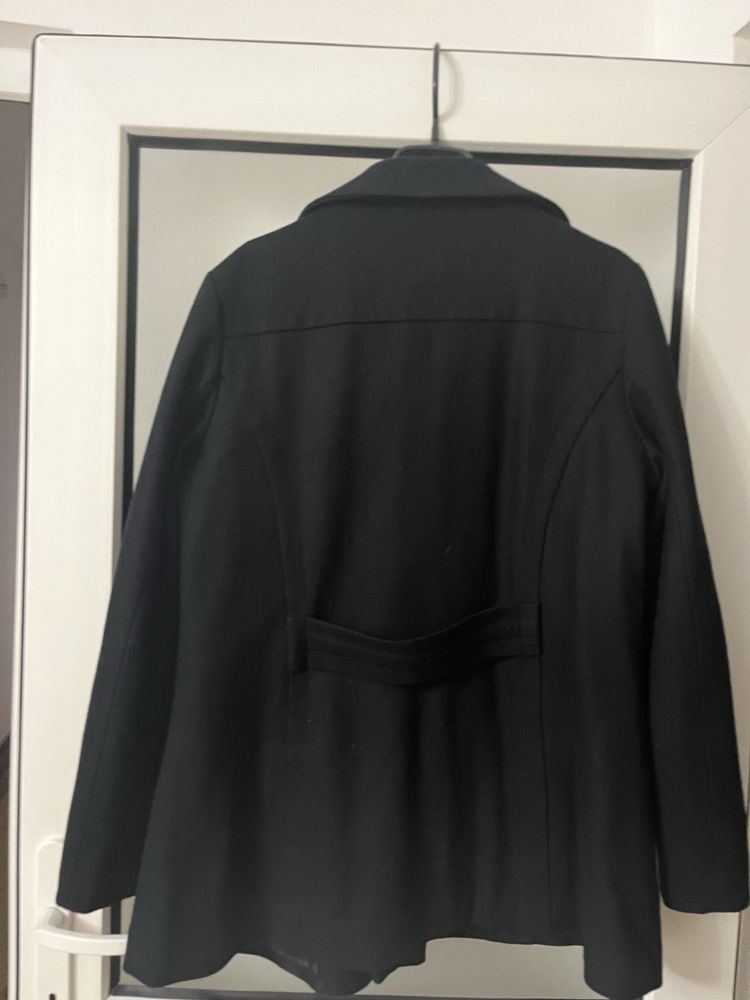 Palton negru marimea 42