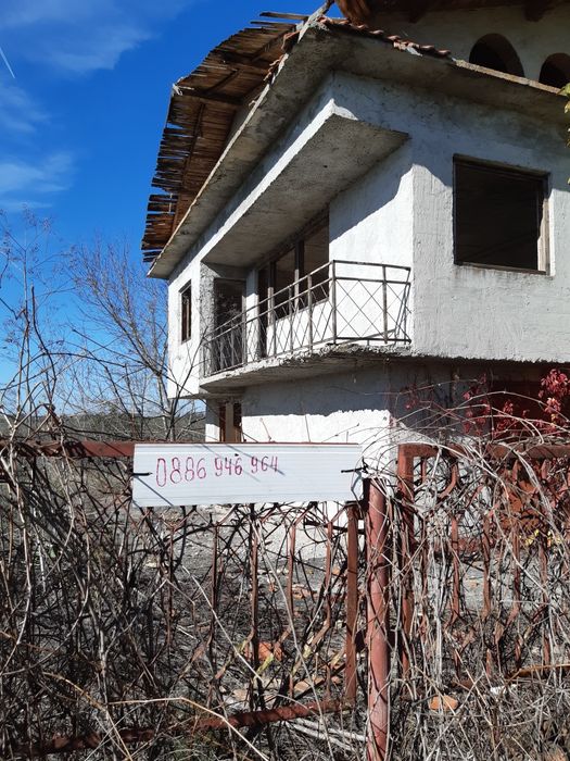 ПРОДАВА СЕ ВИЛА до гр. Добрич