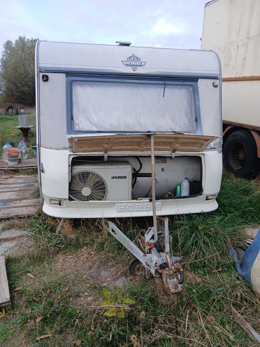 Продавам каравана Хоби 94г.