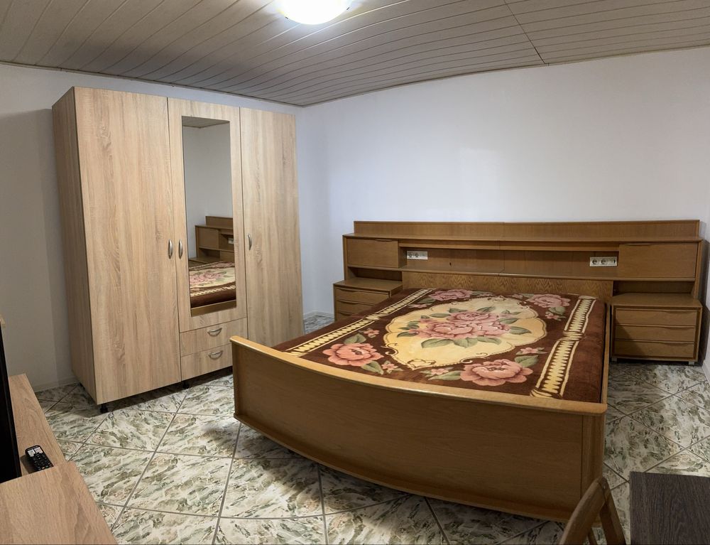 Închiriez apartament cu 1 cameră
