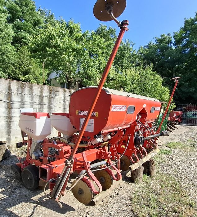 Semanatoare Vaderstad Tempo T6 +  Rapid400 C si Gaspardo MTR 6