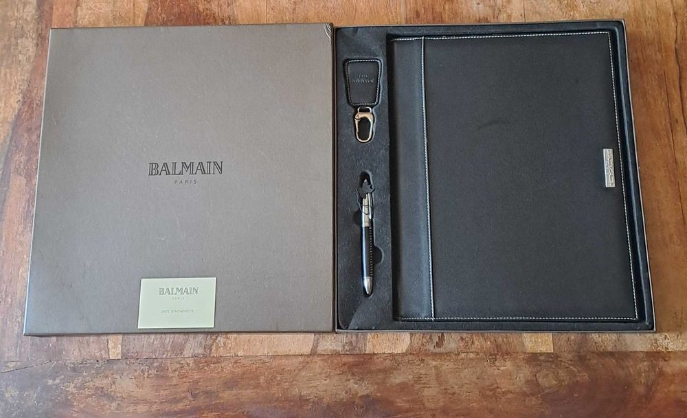 химикалка, органайзер и ключодържател кожени Balmain Paris комплект