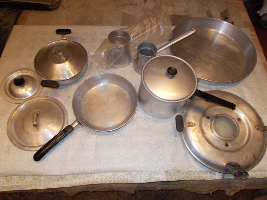 Лот съдове от соца