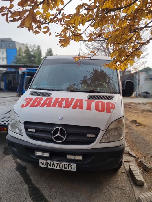Продаю Эавадской Эвакуатор Мерседес Спринтер 112матор