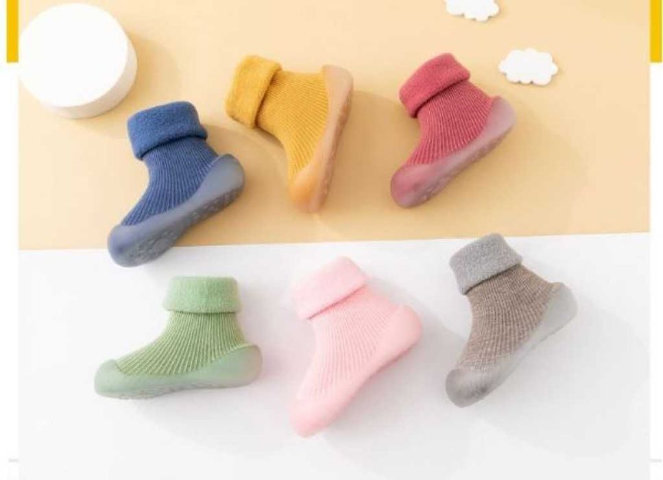 Детски есенни обувки с чорап тип пантофи, различни номера и цветове