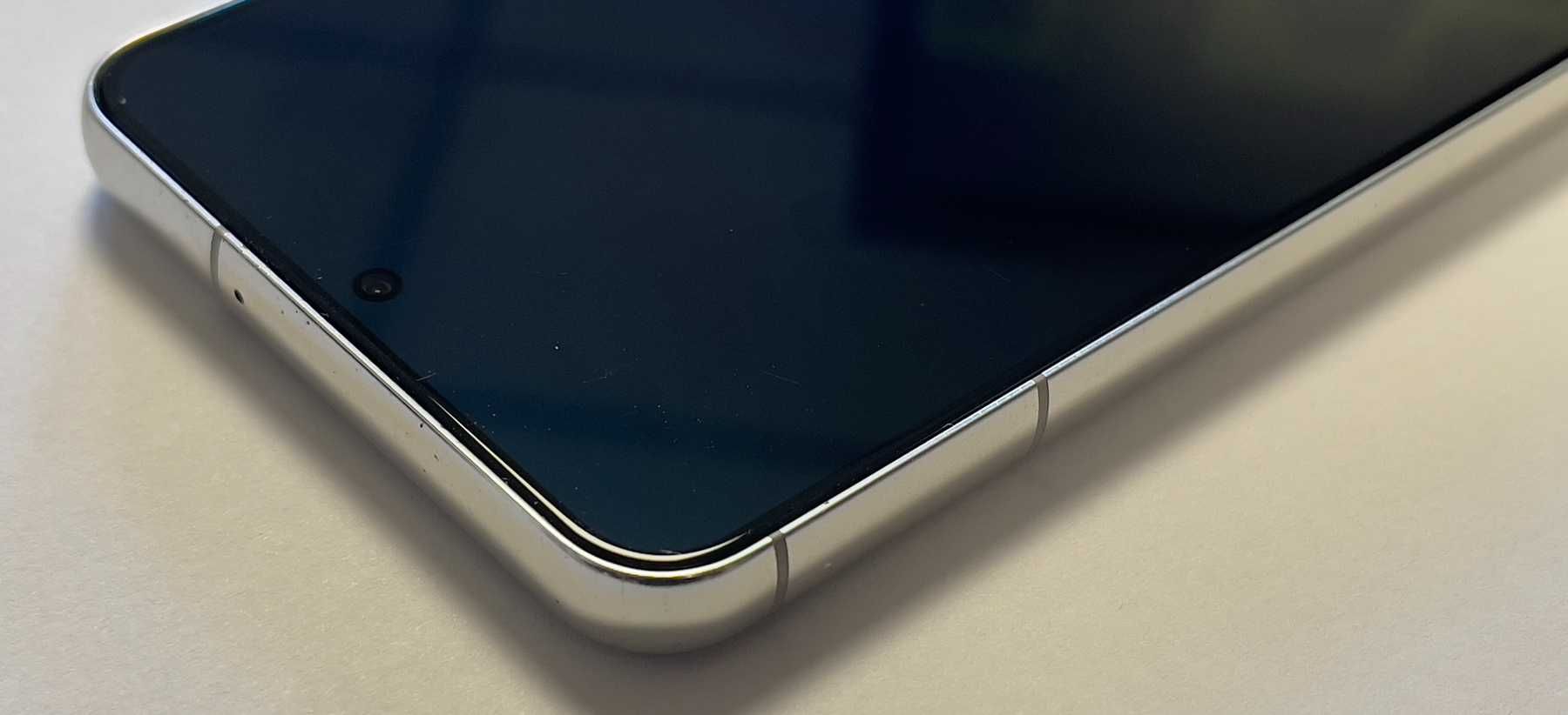 Samsung Galaxy S22 256/8GB