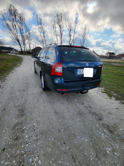 VÂND/SCHIMB SKODA Octavia II ,motor 2.0 tdi ,6 trepte,am 2012
An fabri