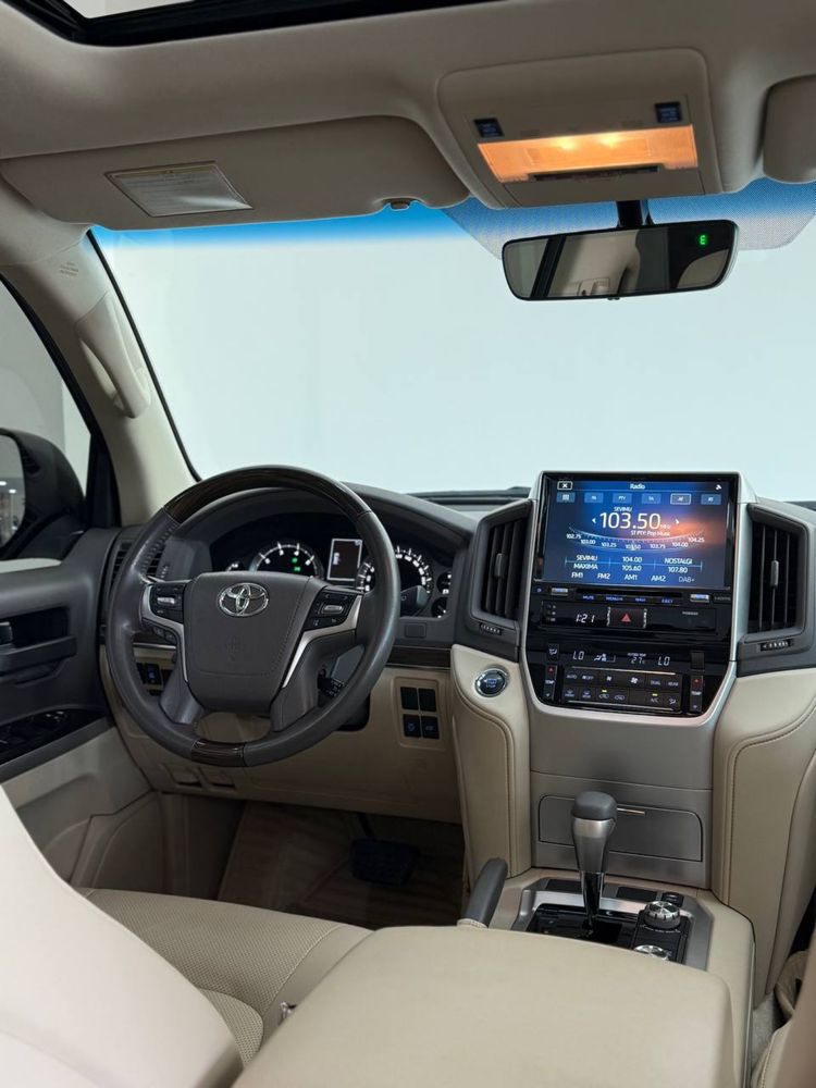 Toyota Land Cruiser 200 возможен обмен