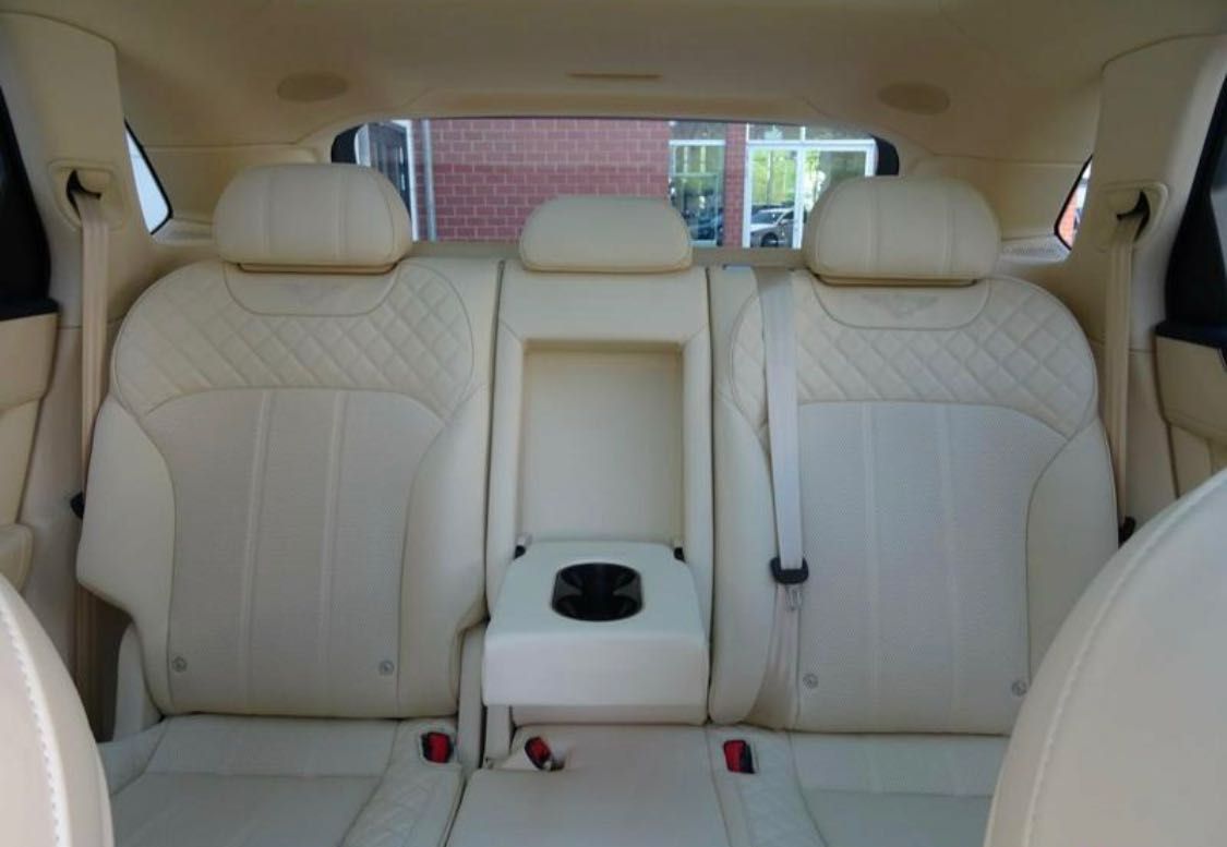 Bentley Bentayga 6.0TSI W12 600hs