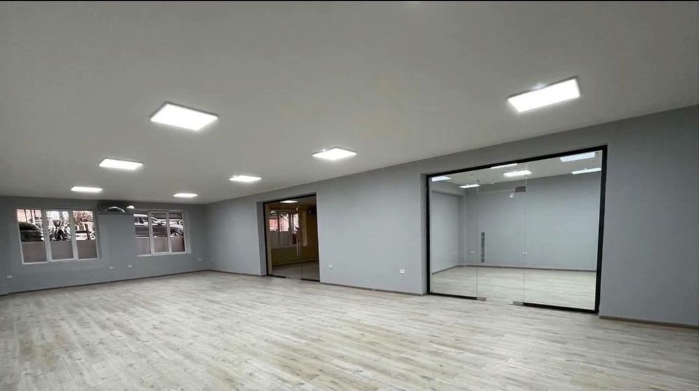 сдаю офис 244 кв. м/488 кв. м цоколь, вторая линия, Глинка