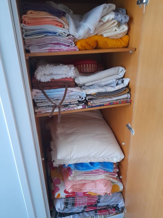 Продается шкаф для одежды