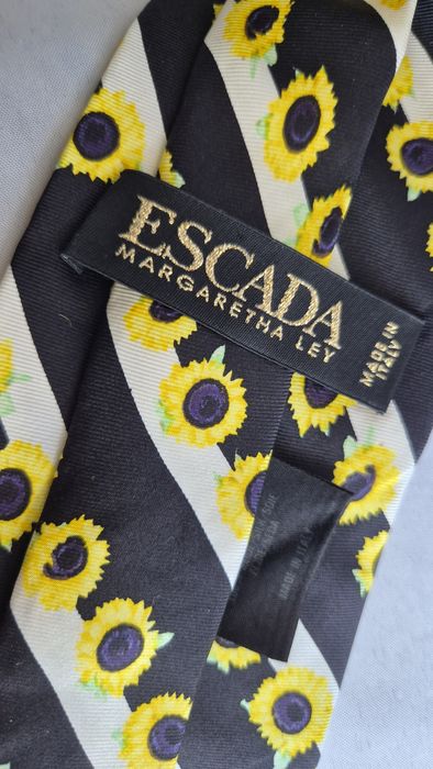 Cravata dama matase ESCADA (2modele)