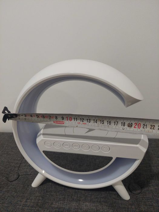 Смарт Лампа 4в1 - Часовник, Тонколона, Лампа, Безжично заряднo