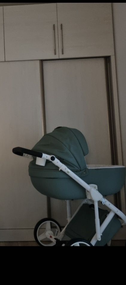 Коляска 2 в 1. Супер качество.