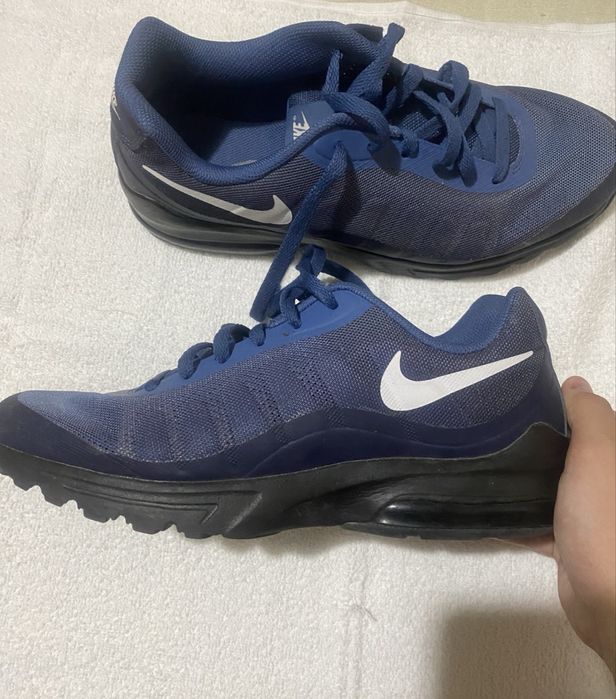 Air Max Invigorr