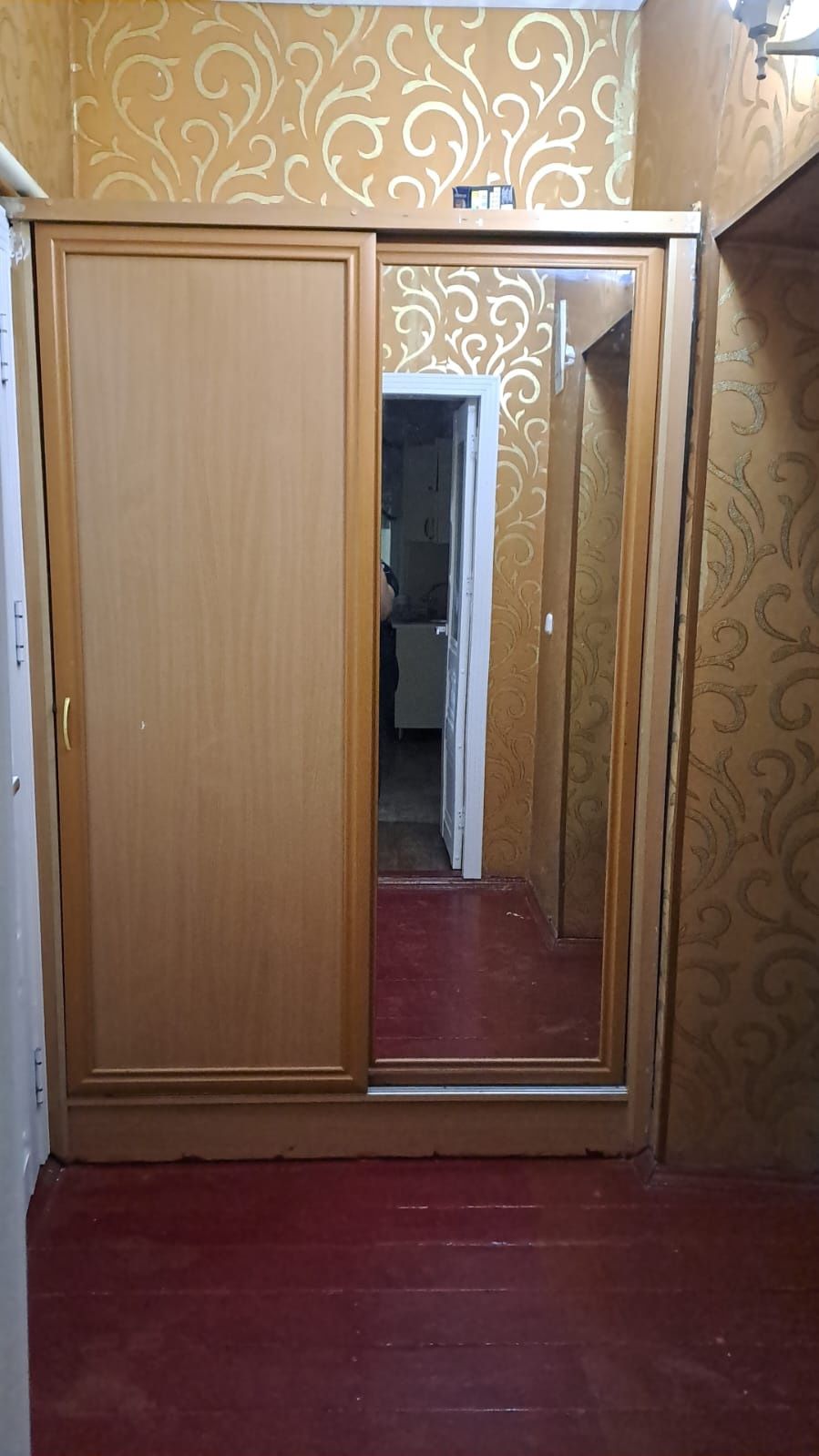 Шкаф. Прихожный.