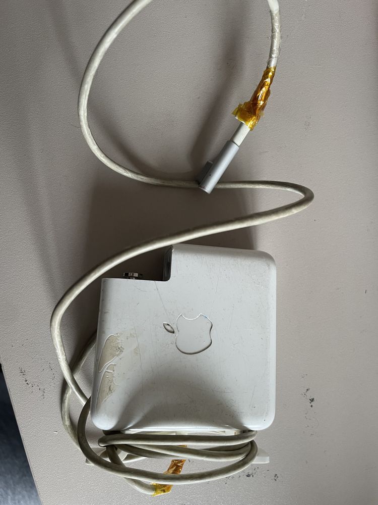 Продам сломаны MagSafe 1 и 2