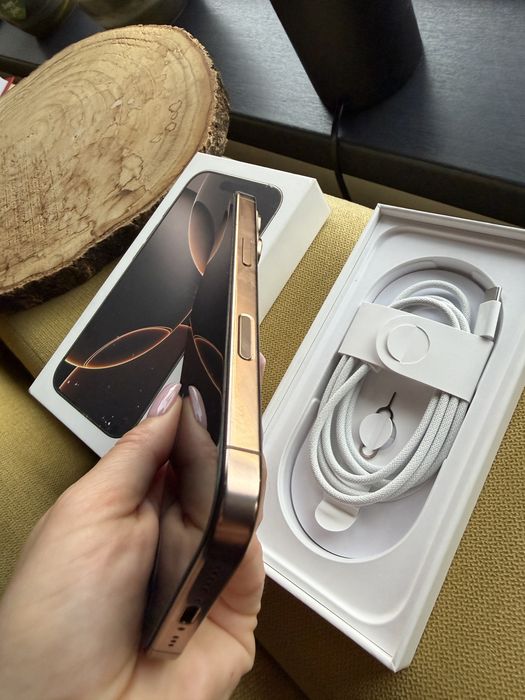 iPhone 16 Pro 128gb Desert Titanium