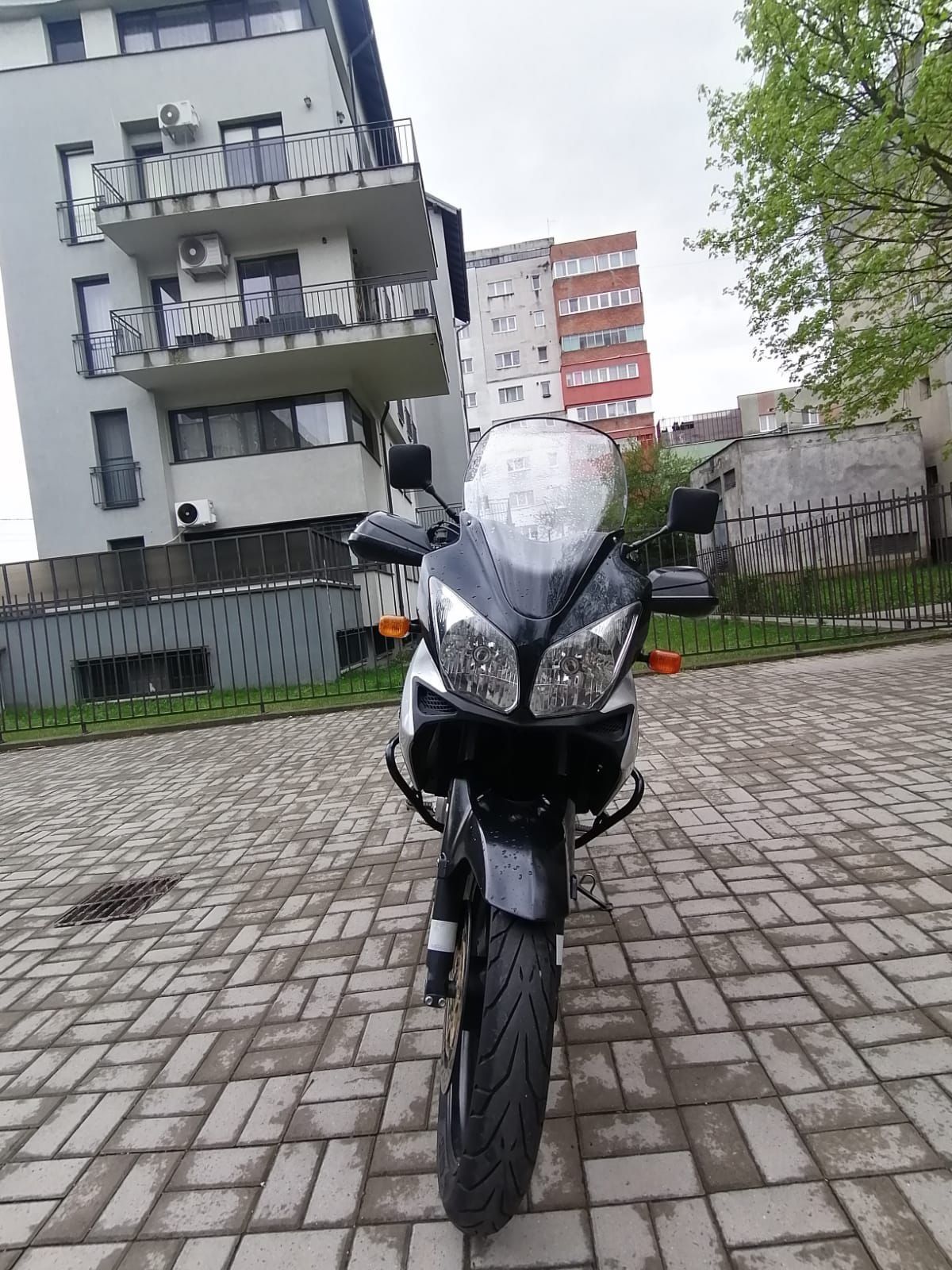 Suzuki Vstrom DL-1000