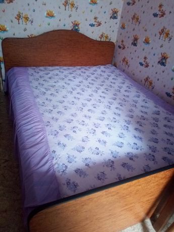Продаю кровать в хорошем состоянии
