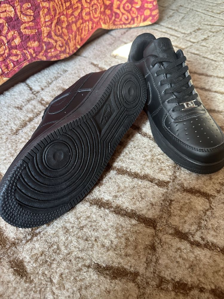 Air Force 1 black