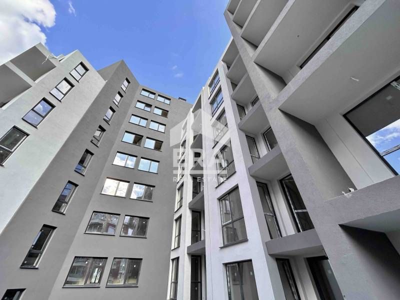 Продава се Тристаен апартамент в София, Полигона - 108 кв.м за 1815 €/кв.м - Снимка #3