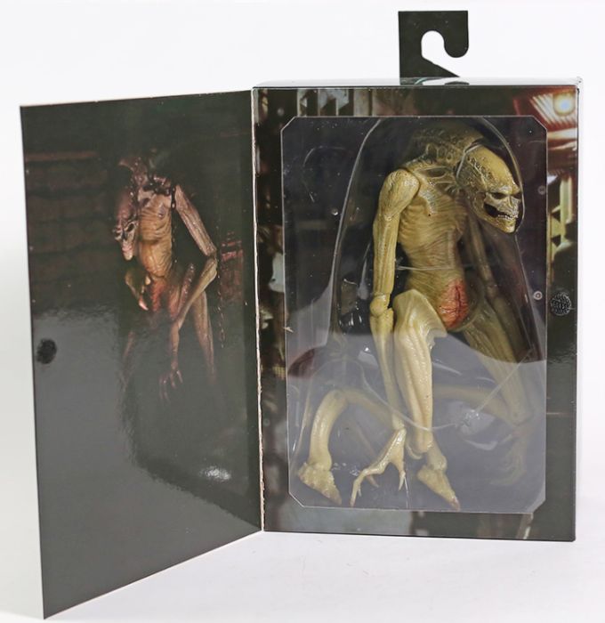 Figurina Alien Xenomorph Newborn 23 cm NECA