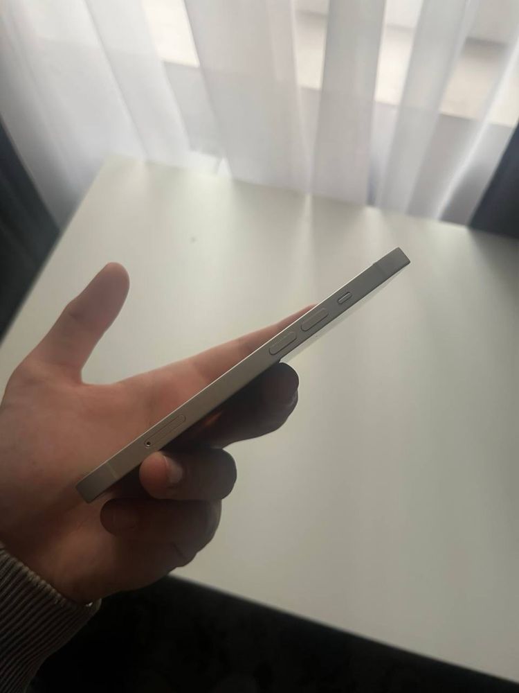 Продам iphone 14